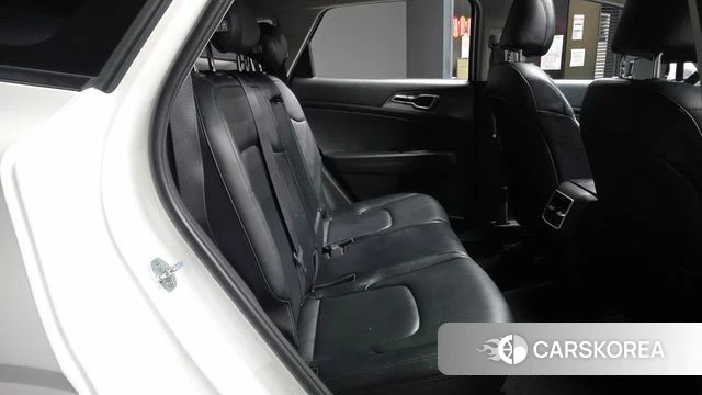 Kia Sportage 5th Generation 2021 Белый из Кореи, фото 2