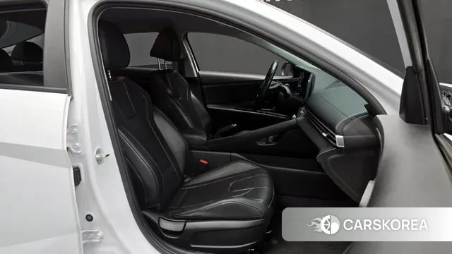 Hyundai Avante (CN7) 2021 Белый из Кореи, фото 2