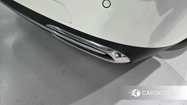 Mercedes-Benz E-Class W214 2025 Белый из Кореи, фото 2