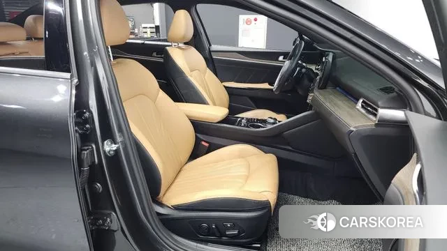 Kia K5 3rd generation 2023 Серый из Кореи, фото 2