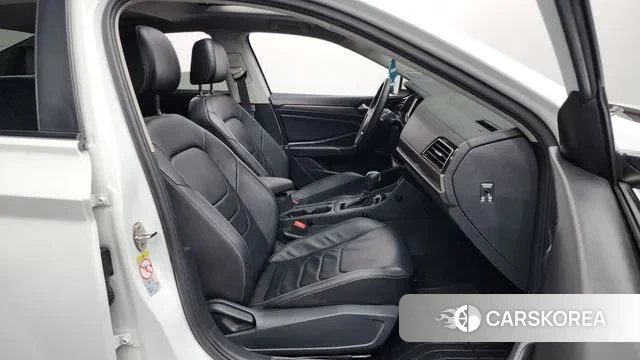 Volkswagen 7th Generation of Jetta 2021 Белый из Кореи, фото 2