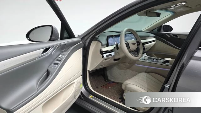 Genesis G80 (RG3) 2025 Серебристо-серый из Кореи, фото 2