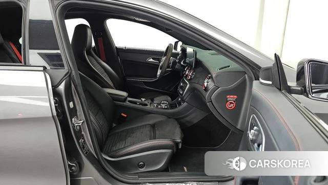 Mercedes-Benz CLA-Class C117 2018 Серый из Кореи, фото 2