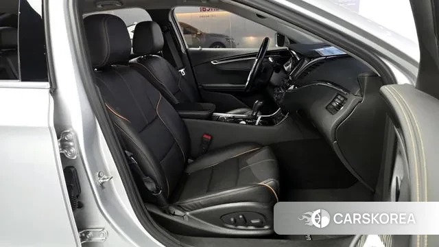Chevrolet (GM Daewoo) Impala 2018 Серебряный из Кореи, фото 2