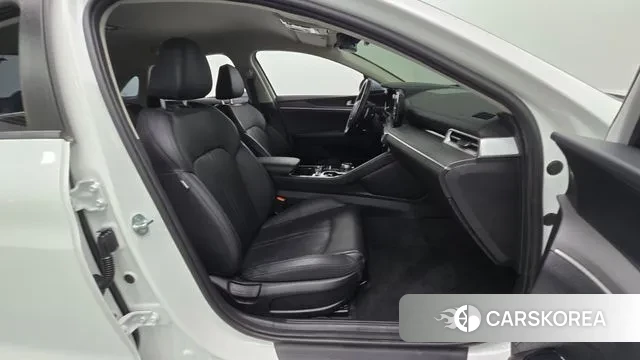 Kia K5 3rd generation 2022 Белый из Кореи, фото 2