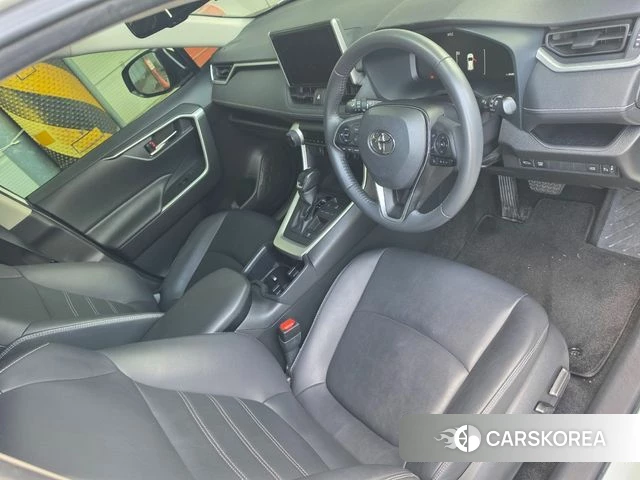 Toyota RAV4 5th Generation 2023 Белый из Кореи, фото 2
