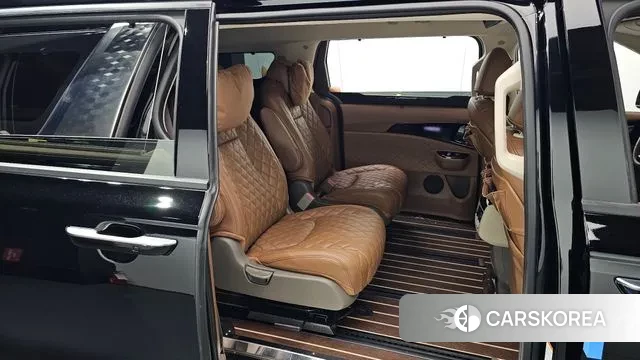 Kia Carnival 4th generation 2023 Черный из Кореи, фото 2