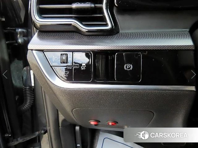 Kia Sportage 5th Generation 2024 Серебристо-серый из Кореи, фото 2