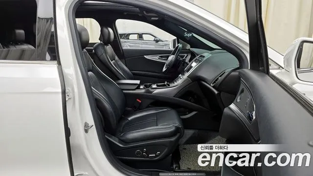 Lincoln Nautilus First generation 2020 Белый из Кореи, фото 2