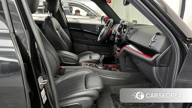 Mini Cooper S Countryman 2024 Черный из Кореи, фото 2