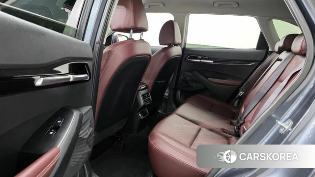 Kia Seltos 2021 Серый из Кореи, фото 2