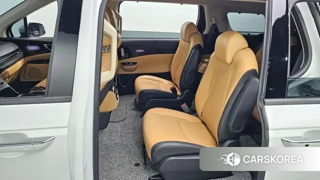 Kia Carnival 4th generation 2023 Белый из Кореи, фото 2