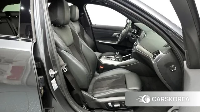 BMW 3 Series (G20) 2021 Серый из Кореи, фото 2