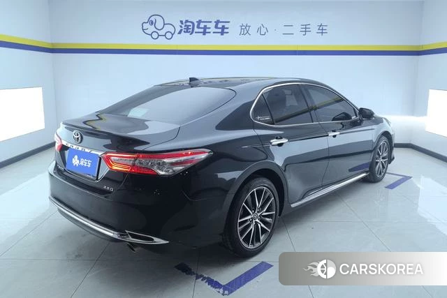 Toyota Camry 2023 Черный из Китая, фото 2