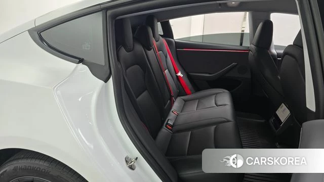 Tesla Model 3 2024 Белый из Кореи, фото 2