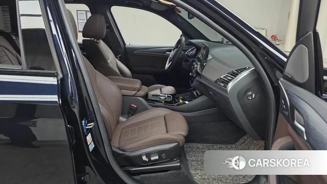 BMW iX3 2023 Синий из Кореи, фото 2