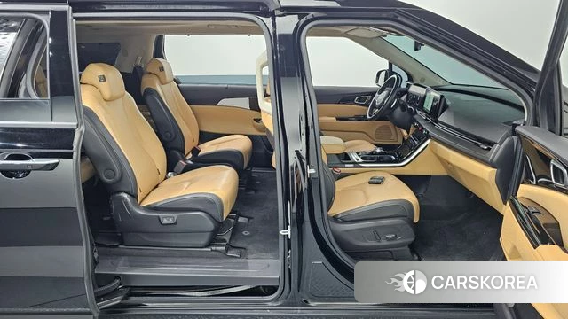 Kia Carnival 4th generation 2022 Черный из Кореи, фото 2