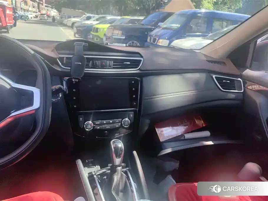 Nissan Qashqai 2023 Белый из Китая, фото 2