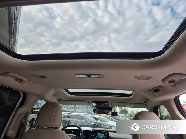 Kia The New Carnival 4th Generation 2025 Белый из Кореи, фото 2