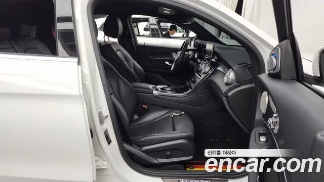 Mercedes-Benz GLC-Class X253 2019 Белый из Кореи, фото 2