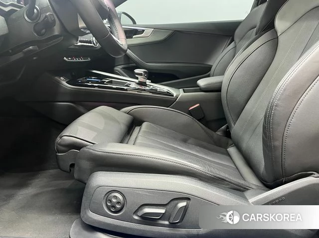 Audi A5 (F5) 2023 Серый из Кореи, фото 2