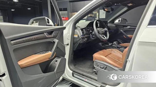 Audi Q5 (FY) 2023 Белый из Кореи, фото 2