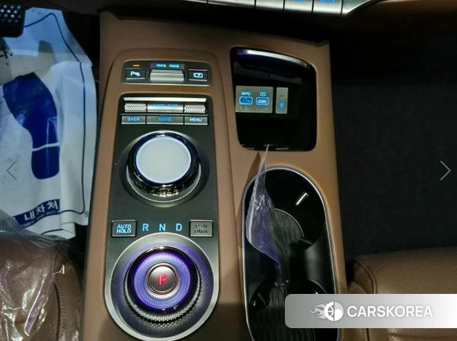 Genesis GV70 2022 Черный из Кореи, фото 2