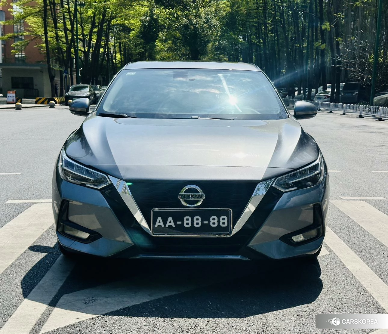 Nissan Xuan Yi 2021 Темно-серый из Китая, фото 2