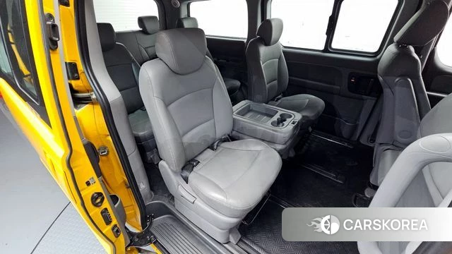 Hyundai The New Grand Starex 2018 Желтый из Кореи, фото 2