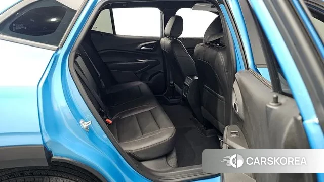 Chevrolet (GM Daewoo) Trax Crossover 2024 Небесно-голубой из Кореи, фото 2