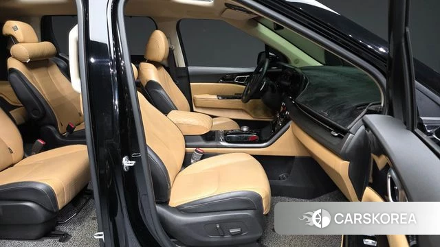 Kia Carnival 4th generation 2020 Черный из Кореи, фото 2