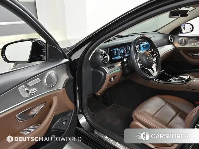 Mercedes-Benz E-Class W213 2019 Черный из Кореи, фото 2