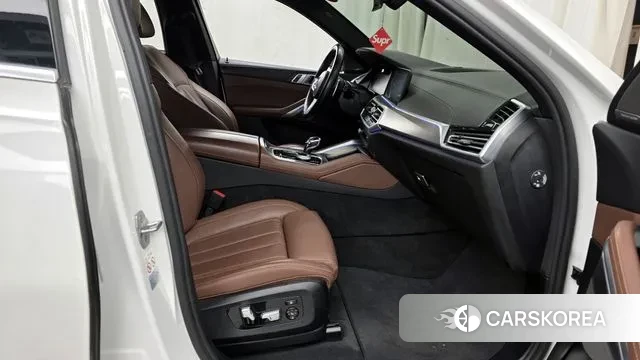 BMW X6 (G06) 2021 Белый из Кореи, фото 2