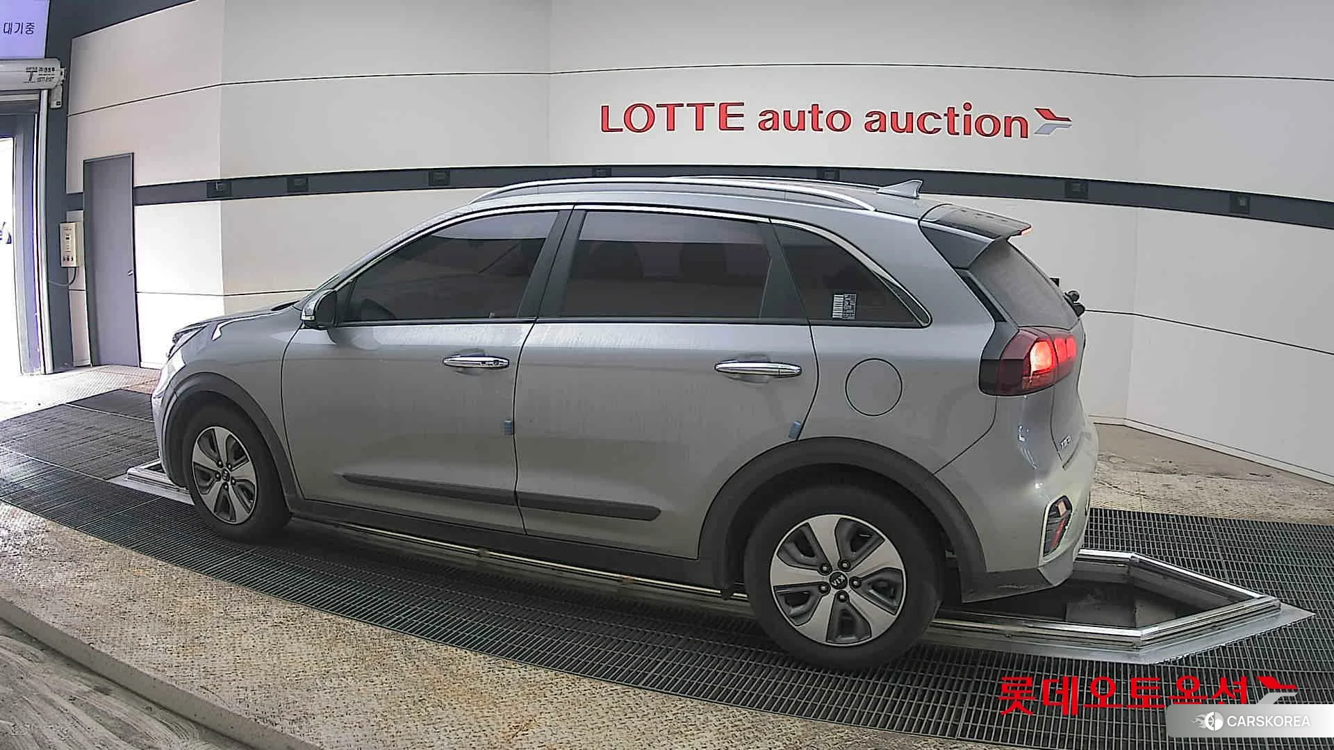 Kia Niro Hybrid 2021 Steelgray из Кореи, фото 2