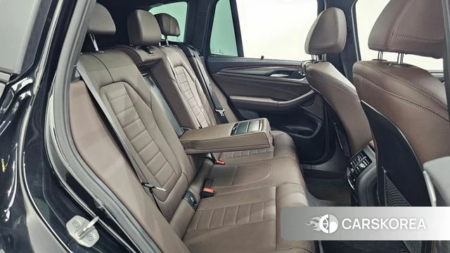 BMW X3 (G01) 2023 Черный из Кореи, фото 2