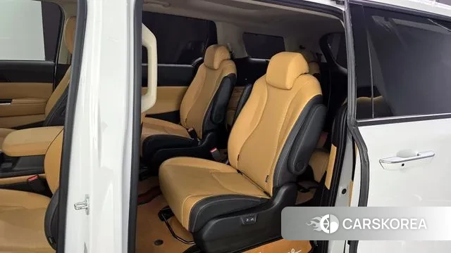 Kia Carnival 4th generation 2023 Белый из Кореи, фото 2