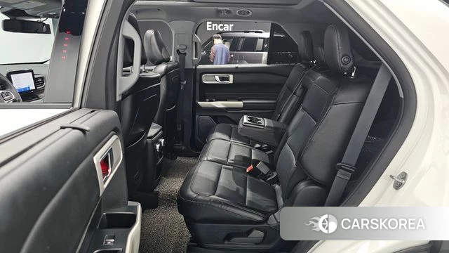 Ford Explorer 6th Generation 2020 Белый из Кореи, фото 2