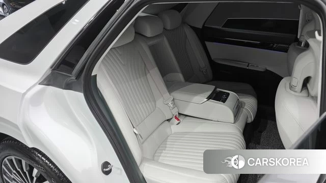 Hyundai Grandeur Hybrid (GN7) 2025 Белый из Кореи, фото 2