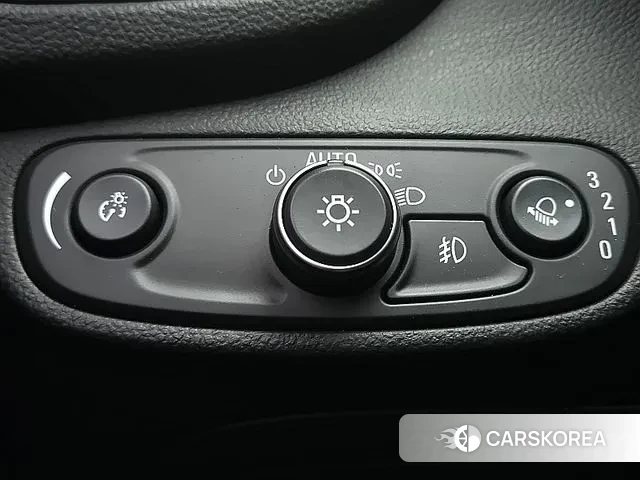 Chevrolet (GM Daewoo) The New Trax 2018 Серый из Кореи, фото 2