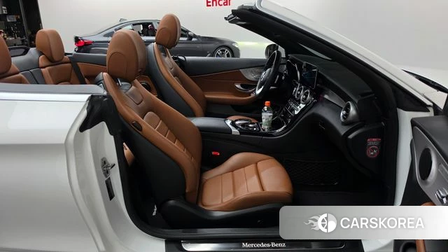 Mercedes-Benz C-Class W205 2019 Белый из Кореи, фото 2