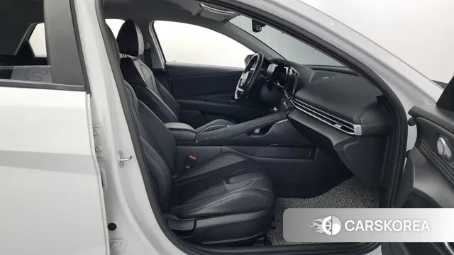 Hyundai Avante (CN7) 2020 Белый из Кореи, фото 2