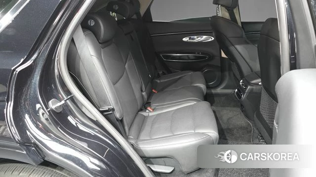 Genesis GV70 2022 Черный из Кореи, фото 2