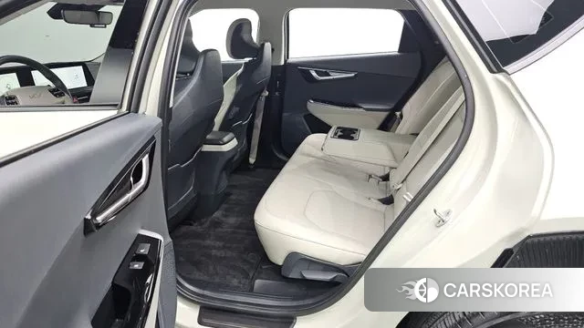 Kia EV6 2022 Жемчужный цвет из Кореи, фото 2