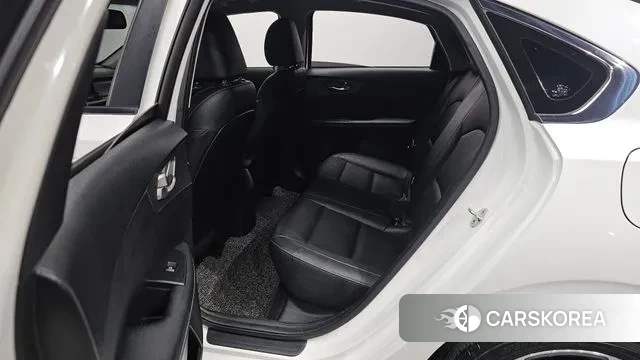 Kia Come New K3 2019 Белый из Кореи, фото 2