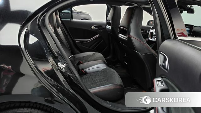 Mercedes-Benz A-Class W176 2018 Черный из Кореи, фото 2
