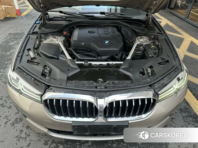 BMW 5 series 2022 Шампань из Китая, фото 2