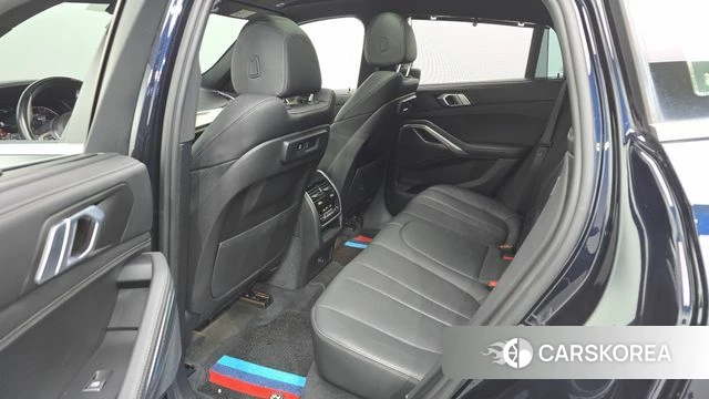 BMW X6 (G06) 2022 Черный из Кореи, фото 2