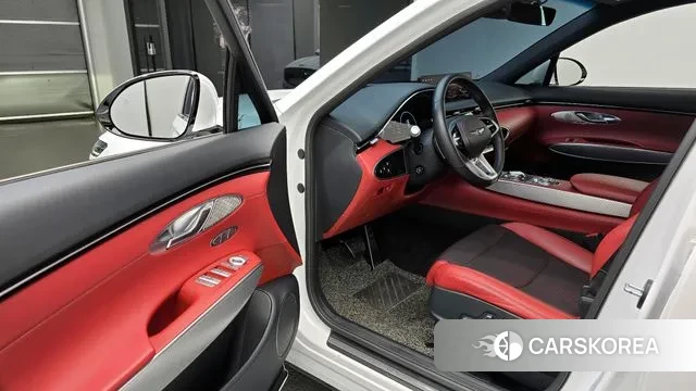 Genesis GV70 2021 Белый из Кореи, фото 2