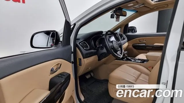 Kia The New Carnival 2018 Белый из Кореи, фото 2