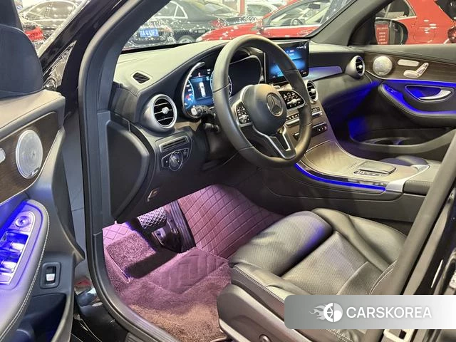 Mercedes-Benz GLC 2021 Черный из Китая, фото 2